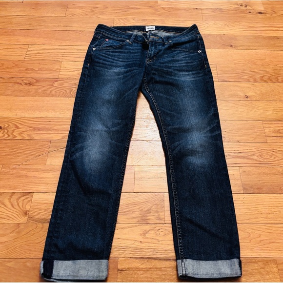 Sold - Picture 1 of 9